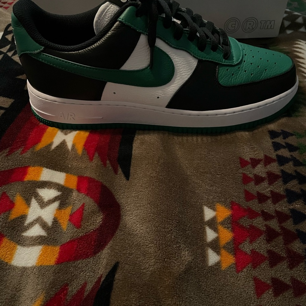 Nike Air Force 1 Black and Green Sneakers